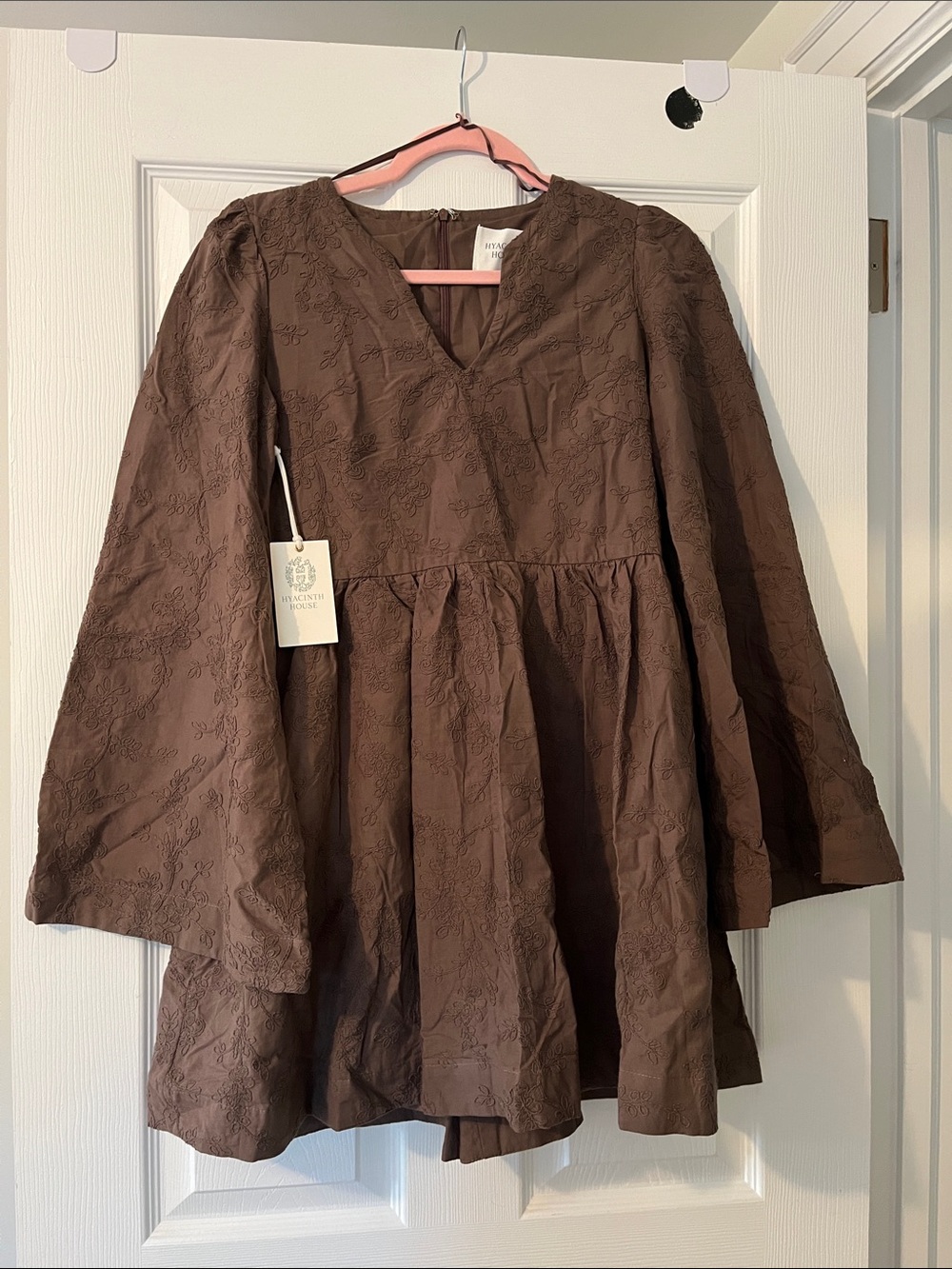 Women’s Hyacinth House Brown Embroidered Bell-Sleeve Dress